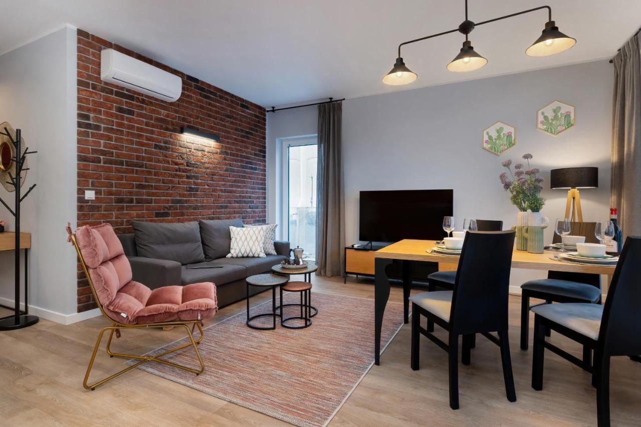 Exclusive Mostowa By Renters Prestige Apartment Poznan