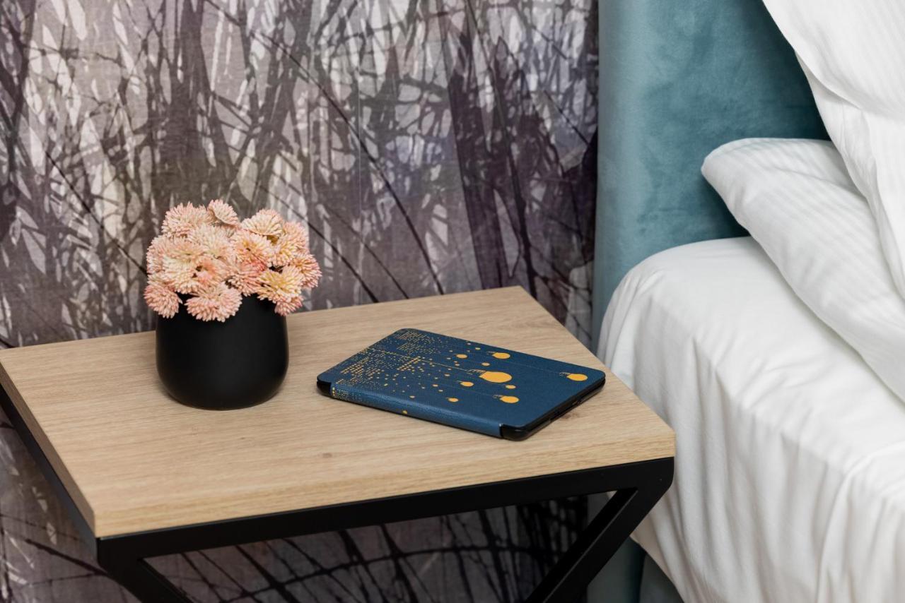 Exclusive Mostowa By Renters Prestige