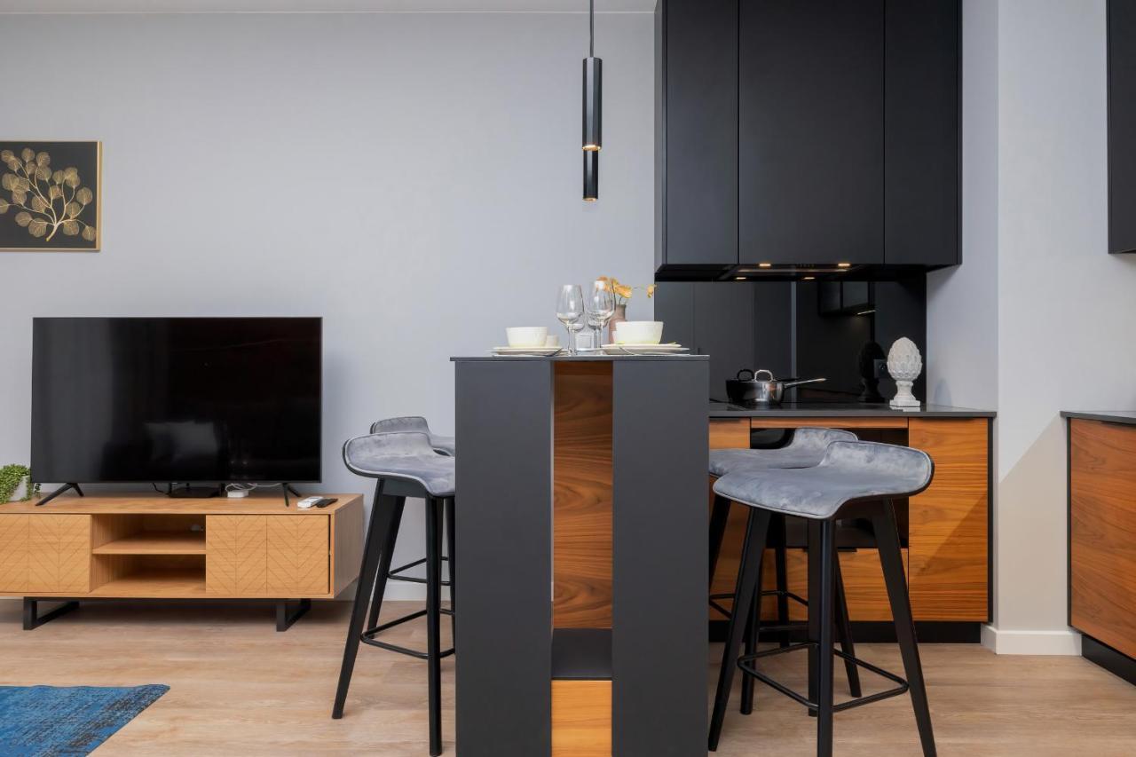 Exclusive Mostowa By Renters Prestige *